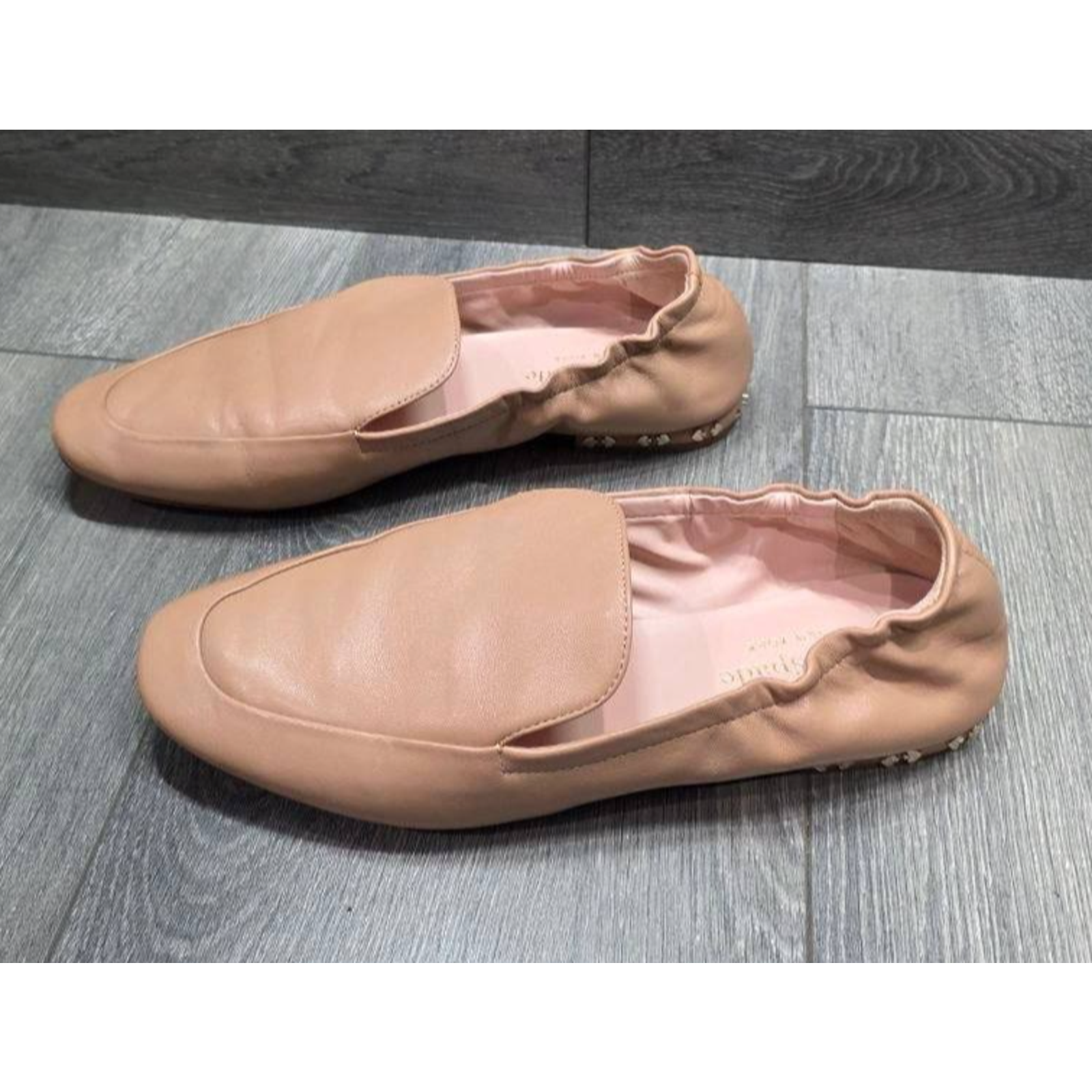 Kate Spade Lana Loafer In A Light Fawn Or Nude Leather Sz 8 B S000121